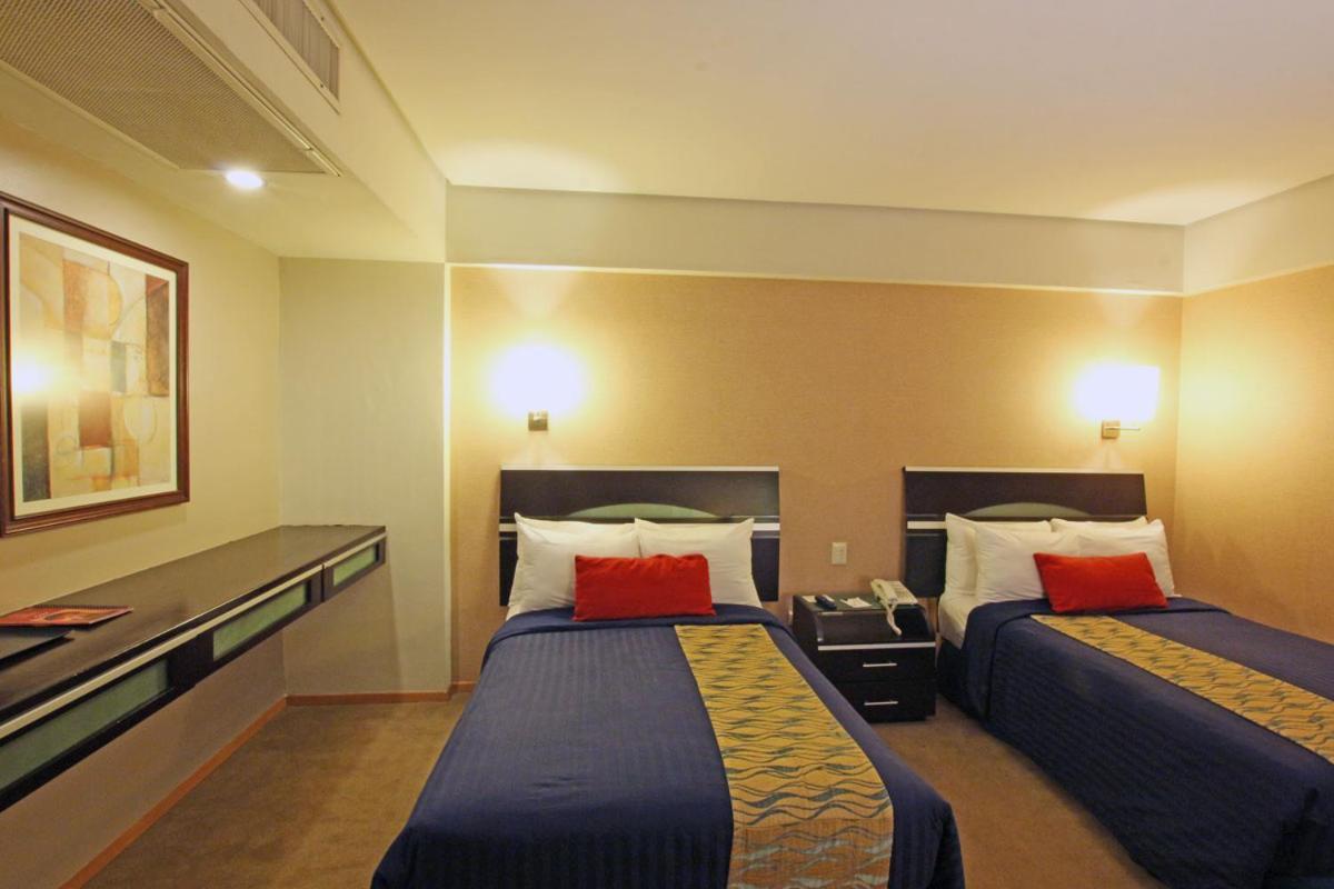 Hotel Colon Plaza Business Class Nuevo Laredo Zewnętrze zdjęcie