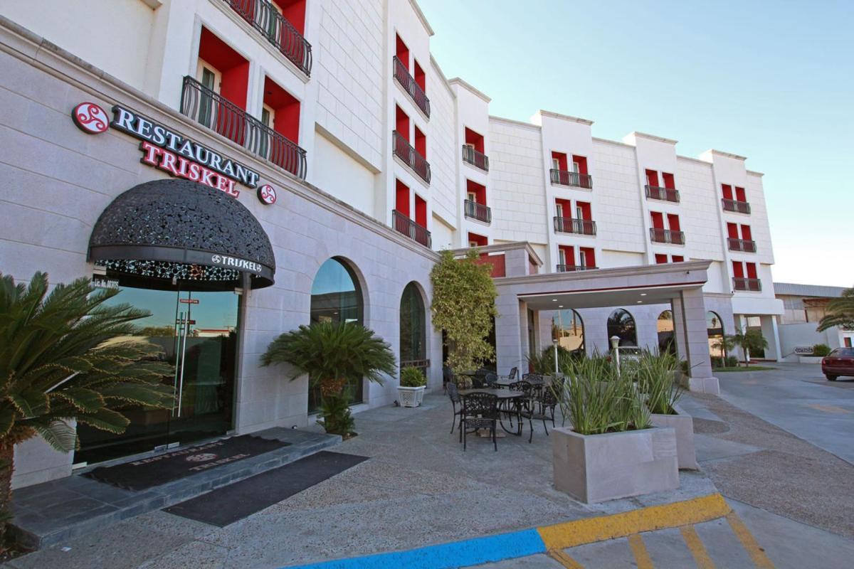 Hotel Colon Plaza Business Class Nuevo Laredo Zewnętrze zdjęcie